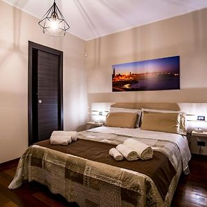 Camera con letto king size